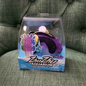 ZhuZhu Aquarium Plush Toy - Purple and Blue